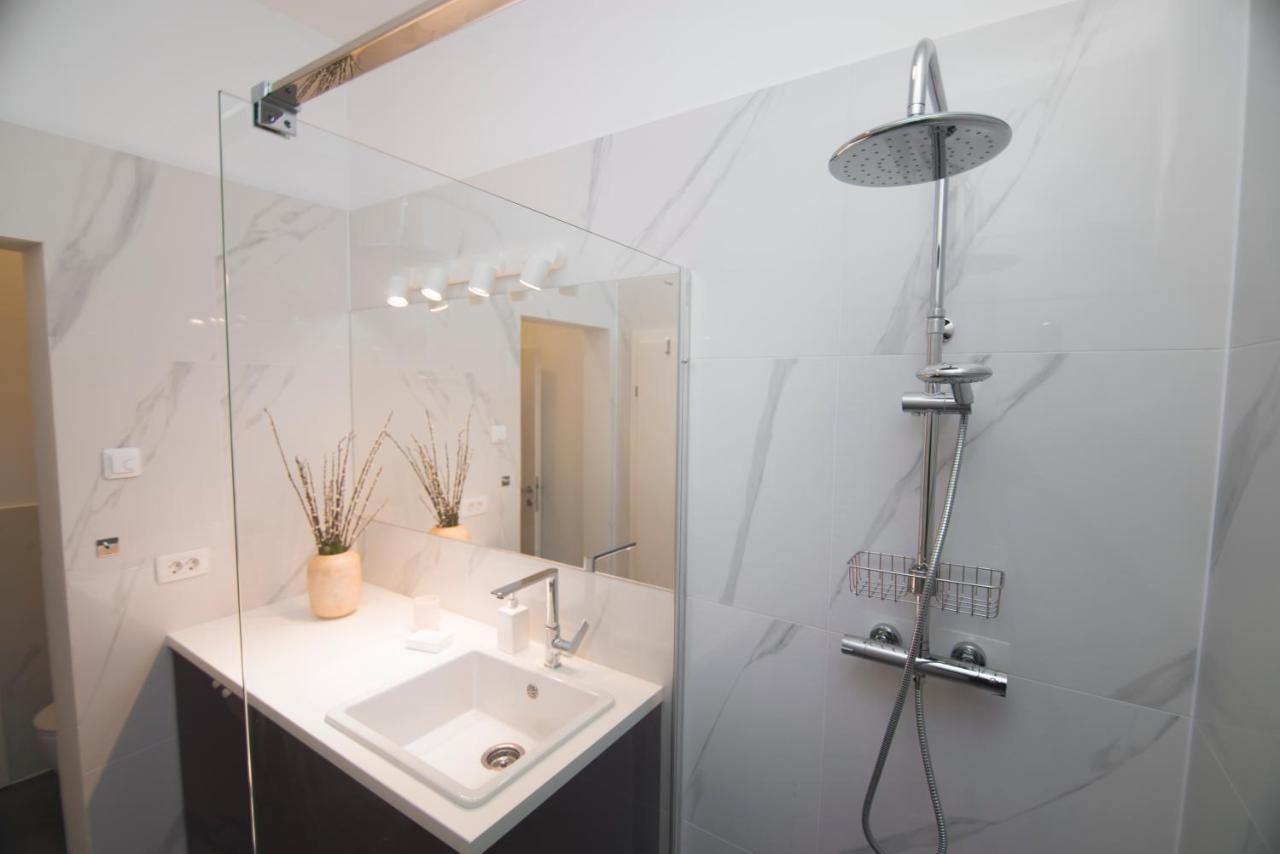 Stross Apartments زغرب المظهر الخارجي الصورة